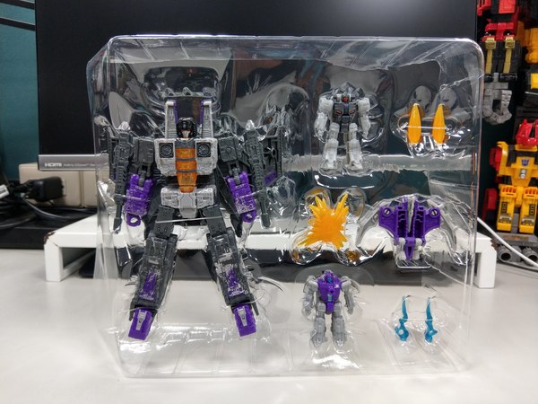 In Hand Images SIEGE Decepticon Phantom Strike Squadron Boxed Set  (3 of 35)